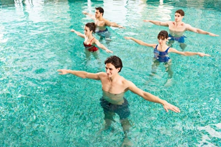 AQUAERÓBICS