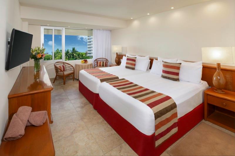 Habitacion Standard con hermosa vista en hotel Oasis Palm